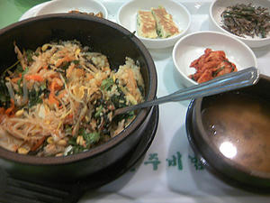 004_石焼ビビンバ.jpg
