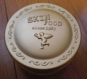 SKINFOOD 蓋はこんなの