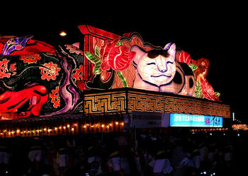 なぜか可愛らしい猫が