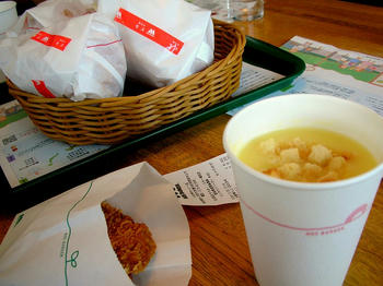 スキー初日の昼食