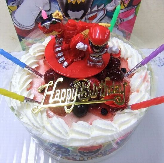 キャラデコケーキ キョウリュウジャ