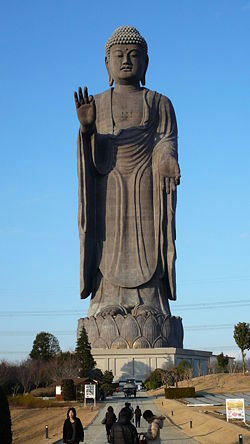 250px-Ushikudaibutsu-ibaraki-japan-daytime-fullimage.jpg