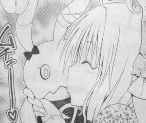 ララ　キスの練習