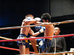 上野選手の膝蹴り