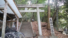 yonakiishi17.jpg