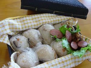 たけのこ混ぜご飯弁当