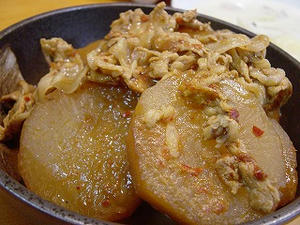 大根と豚肉のピリ辛味噌煮