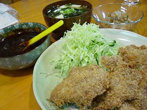 豚カツとイカ納豆