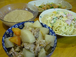 大根の煮物・スパサラダ・山芋・もやしと人参とにらの中華炒め