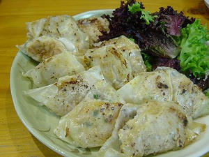 マジックフレッドで豚バラ肉で焼き餃子