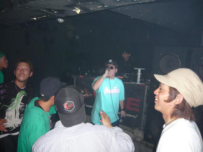 9061ee7b.jpg