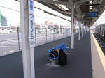 土浦駅。電車は結構な乗車率で、松戸で買ったモスバーガーは喰えずじまい。