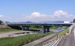 これこれ。静岡を過ぎてしばらくすると山側に見えます。ちょくちょく新幹線に乗っている人なら分かってくれるはずッ。わかりますよね?ね?ね?