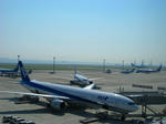 羽田エクセルホテル東急　滑走路側５Ｆスーペリアツインの部屋から見る羽田空港（チェックアウト前）その３