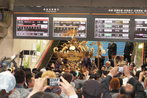 東武浅草駅内