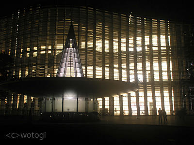 国立新美術館