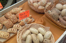 perurutinretu081025.jpg