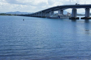 琵琶湖大橋