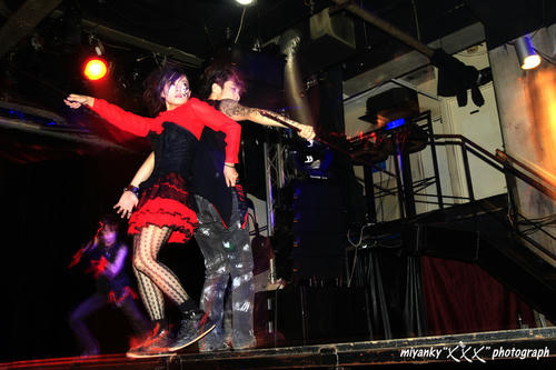 2009120111.jpg