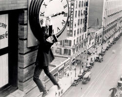 harold-lloyd-in-safety-last.jpg