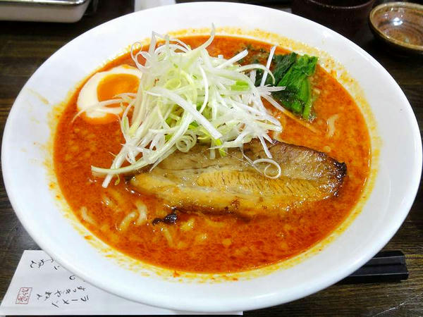 ピリ辛味噌拉麺 烈（れつ）