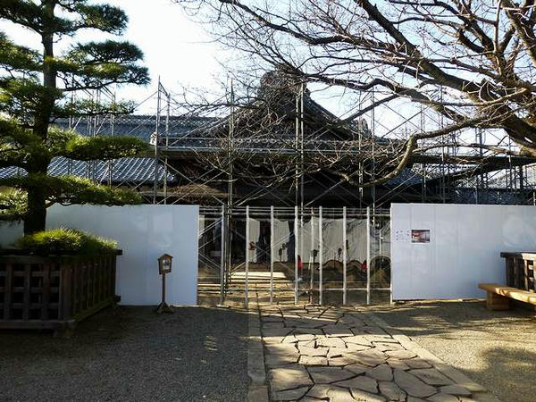 正門付近