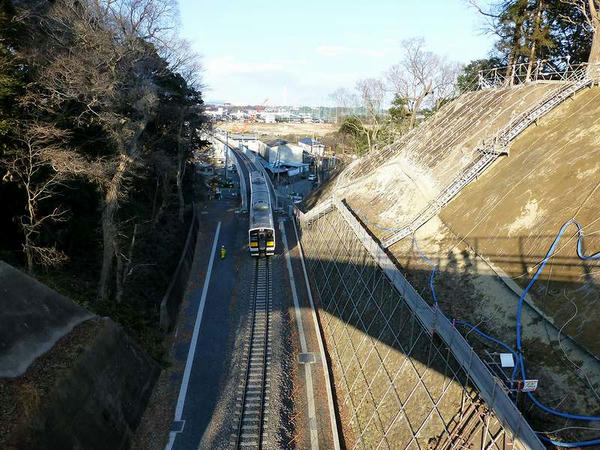 本丸と二の丸の間の堀切