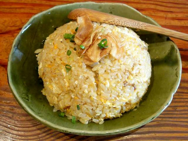 半ニンニクバターチャーハン 
