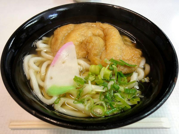 園田屋 （園田競馬場内）のきつねうどん