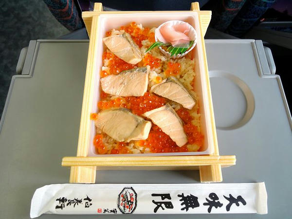 車中でいただいた駅弁
