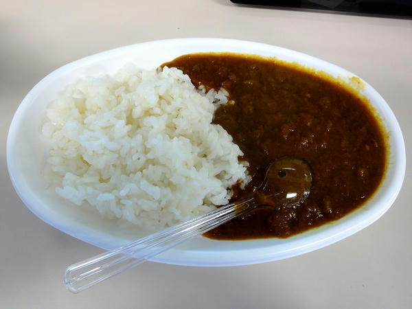 手作りマグロカレー 500円