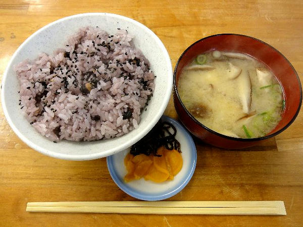 名物 黒豆ごはん