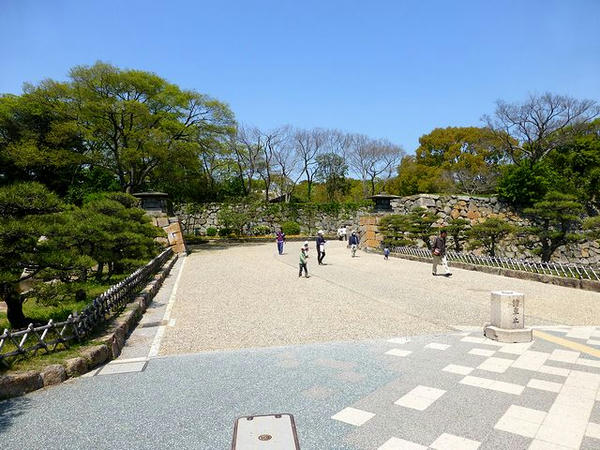 正面入口