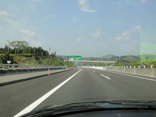 新東名走行中