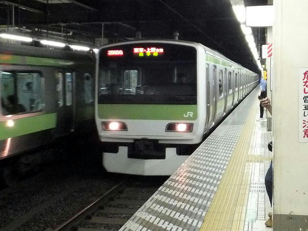 JR山手線内回り普通列車