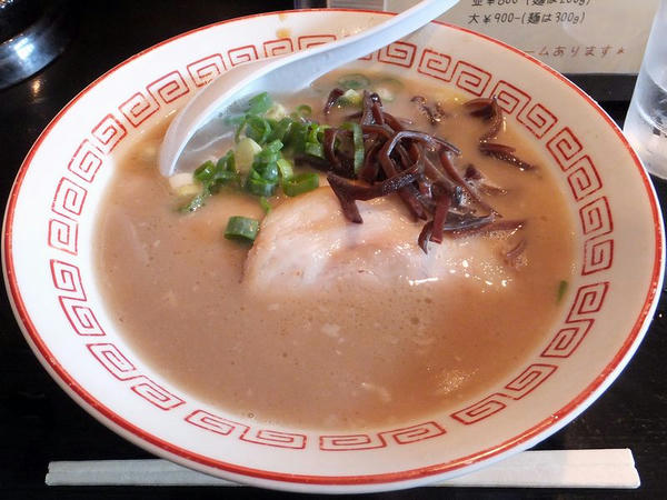 濃豚ラーメン（細麺・カタ）