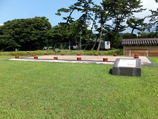 政庁建物跡