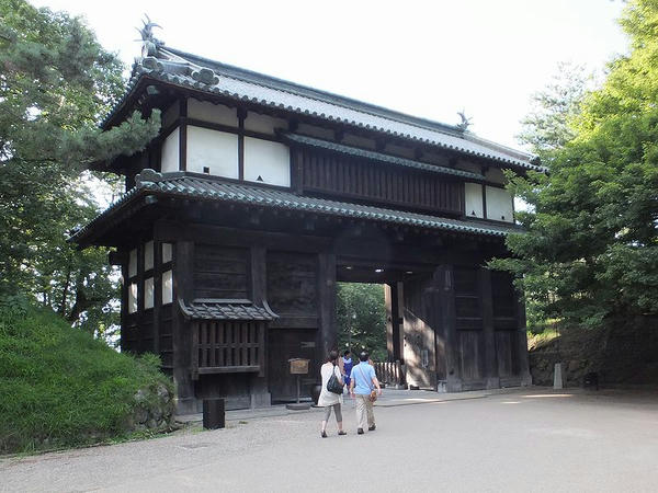 二の丸南内門