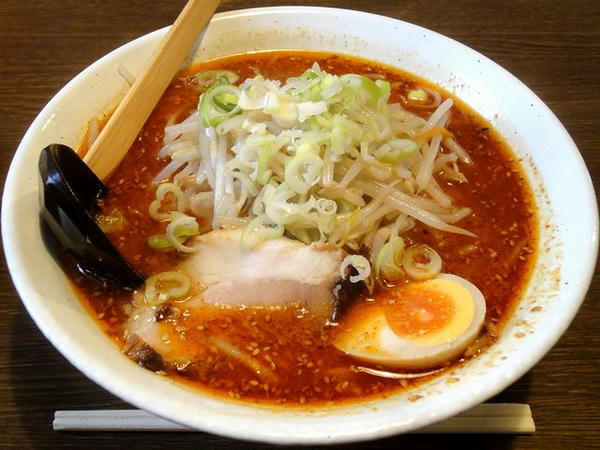 辛味噌そば（中辛） 810円