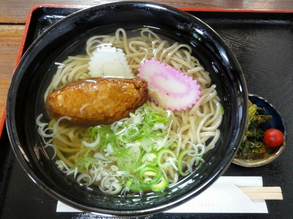 そば 600円