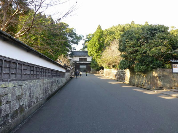 飫肥城大手門付近