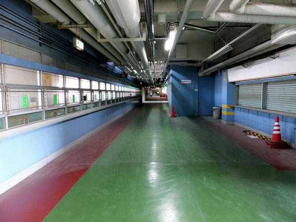 スタンド3階東側内部