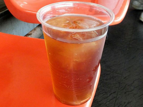 焼酎（ウーロン茶割り） 400円