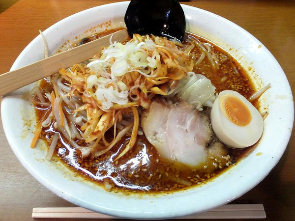 辛味噌そば（激辛） 810円 ＋ 辛ネギ 160円