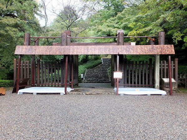 織田信長居館跡入口