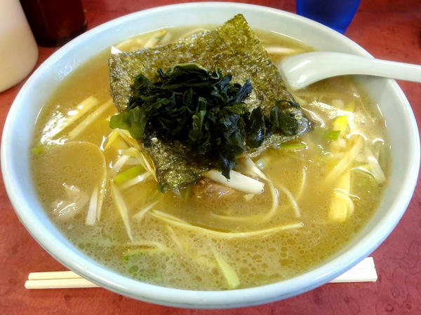 ネギラーメン（普） 730円