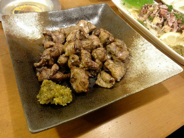 地鶏のもも焼き 750円