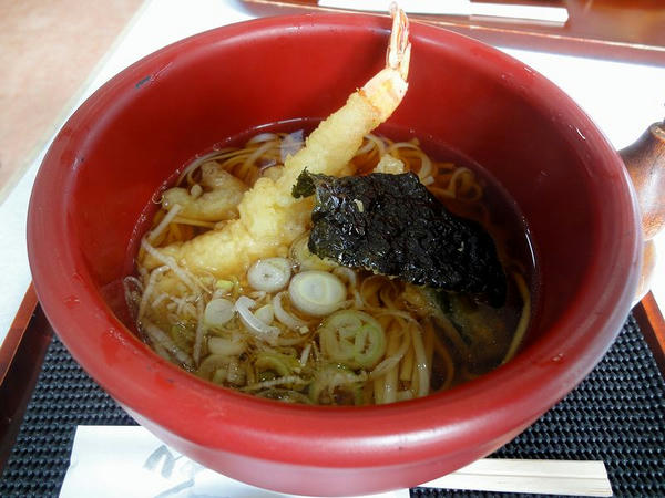 天ぷら稲庭うどん 890円