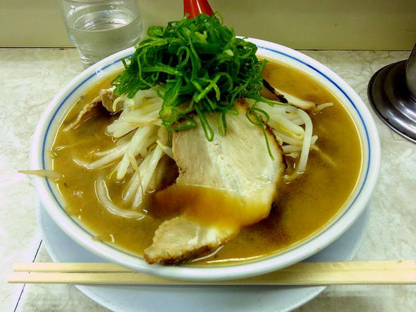 しょうゆラーメン（並） 650円