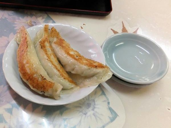 焼餃子（3個） 240円